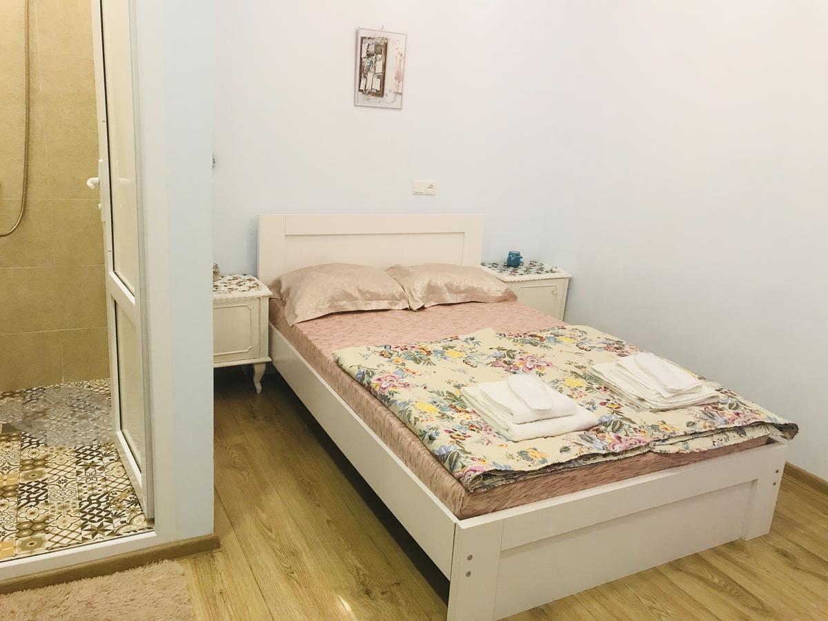 Guest House Marina 2 تبليسي المظهر الخارجي الصورة