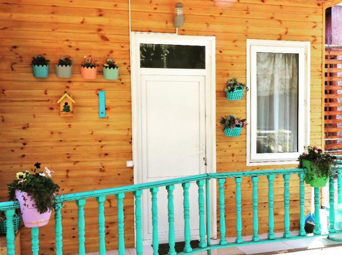 Guest House Marina 2 تبليسي المظهر الخارجي الصورة