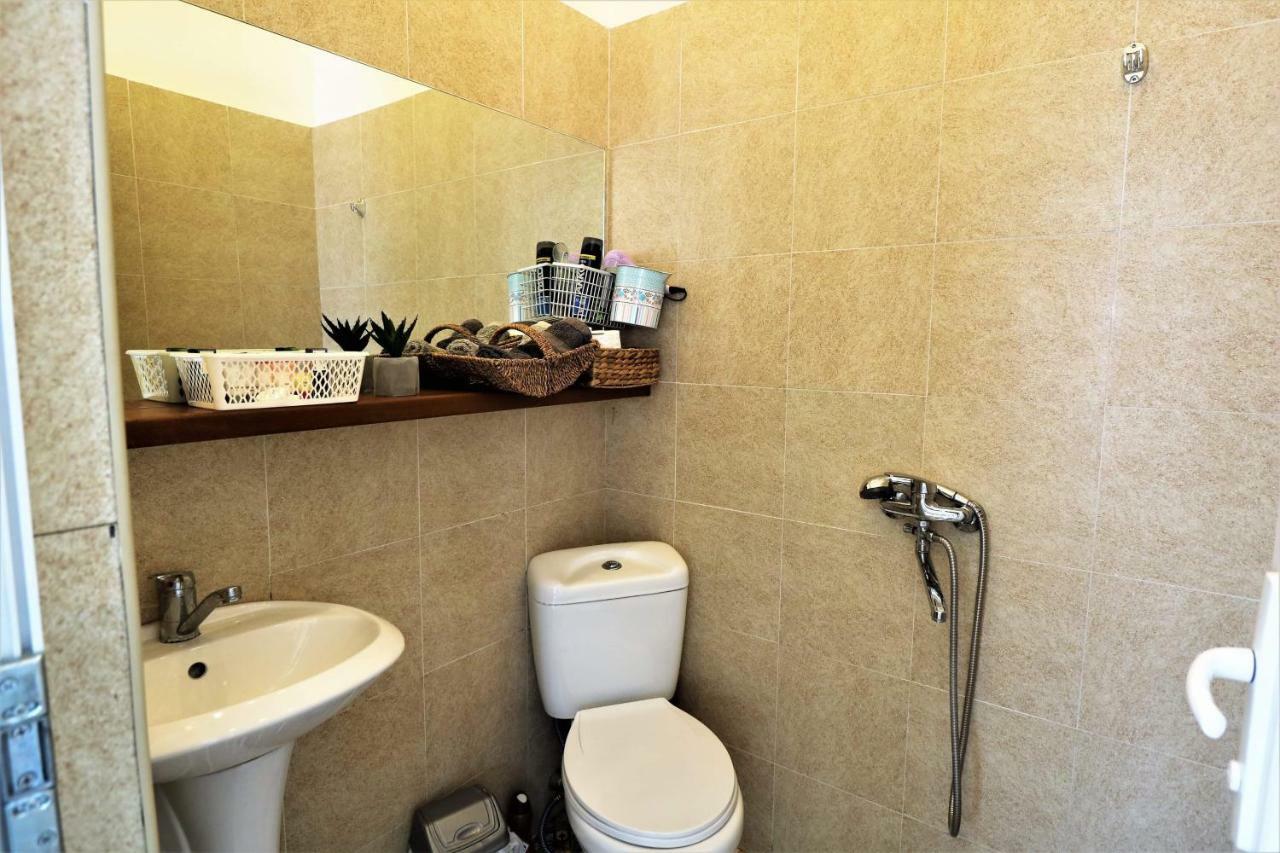 Guest House Marina 2 تبليسي المظهر الخارجي الصورة